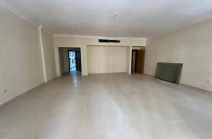 Apartment - 4 Bedrooms - 4 Bathrooms for rent in Al Mahatta - Al Qasimia - Sharjah