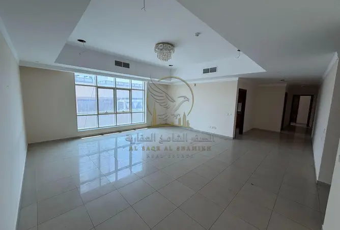 163265180 - Property Image 2