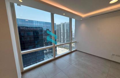 Office Space - Studio - 2 Bathrooms for rent in Tamani Art Tower - Business Bay - Dubai