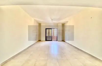 Apartment - 3 Bedrooms - 3 Bathrooms for rent in Silicon Gates 1 - Silicon Gates - Dubai Silicon Oasis - Dubai