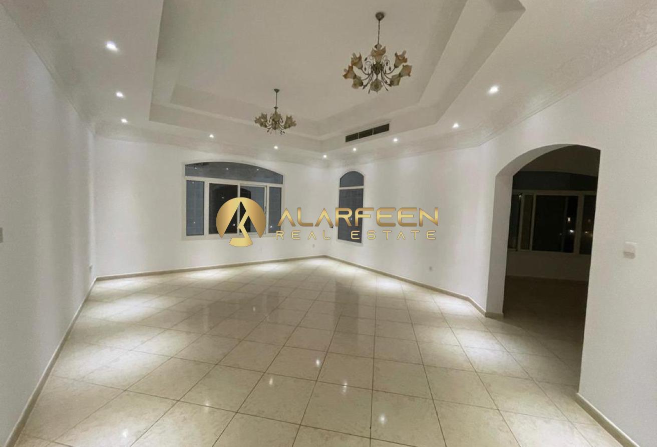 8BR+Maid | Huge Layout | Prime Location photo 3
