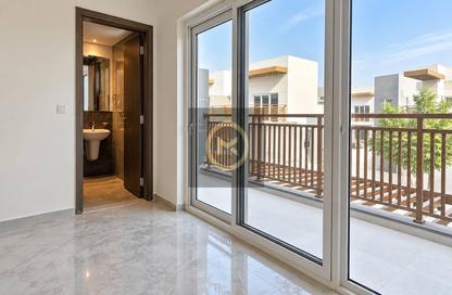 Townhouse - 4 - 4 for rent in Verona - Damac Hills 2 - Dubai