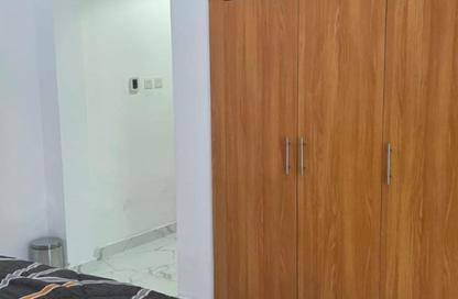 Apartment - 2 Bedrooms - 3 Bathrooms for sale in Oasis Tower - Al Rashidiya 1 - Al Rashidiya - Ajman