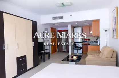 شقة - 1 حمام للايجار في جلوبال ليك فيو - (JLT) مجمع E - أبراج بحيرات الجميرا - دبي