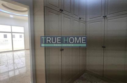 Villa - 5 Bedrooms - 7 Bathrooms for rent in Al Hooshi Villas - Hoshi - Al Badie - Sharjah Villa - 5 Bedrooms - 7 Bathrooms for rent in Al Hooshi Villas - Hoshi - Al Badie - Sharjah