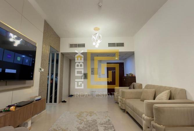 73848439 - Property Image 2