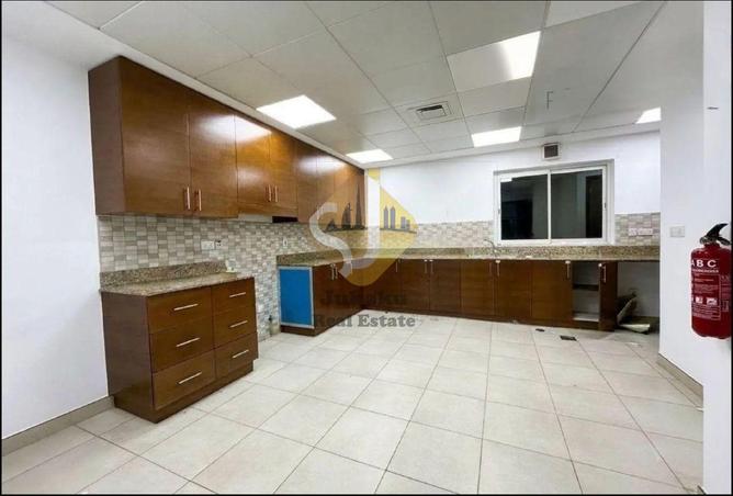 142387603 - Property Image 3