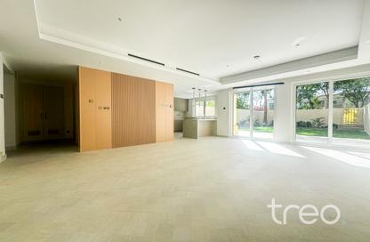 Villa - 3 Bedrooms - 4 Bathrooms for rent in Springs 8 - The Springs - Dubai