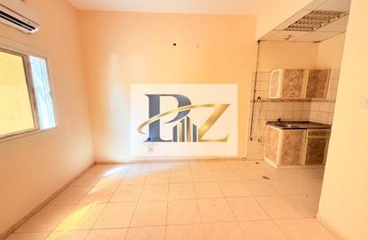 Apartment - Studio - 1 for rent in Muwailih Building - Muwaileh - Sharjah Apartment - Studio - 1 for rent in Muwailih Building - Muwaileh - Sharjah