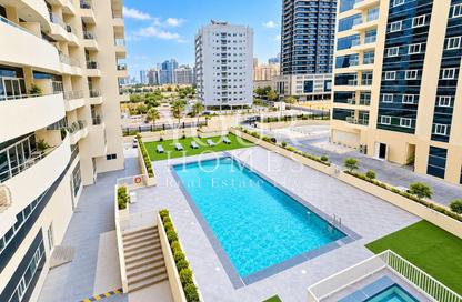 Apartment - 1 - 2 for rent in Royal Residence 1 - Royal Residence - Dubai Sports City - Dubai