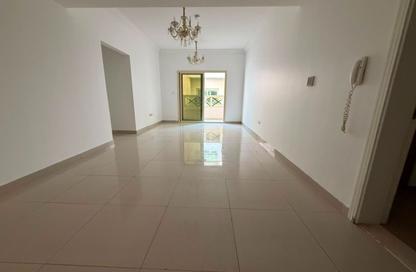 Apartment - 3 Bedrooms - 3 Bathrooms for rent in Muweileh Community - Muwaileh Commercial - Sharjah