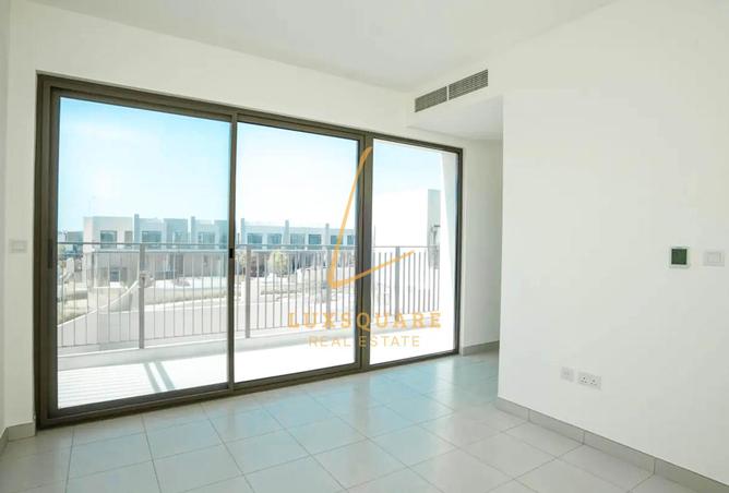 71106101 - Property Image 3