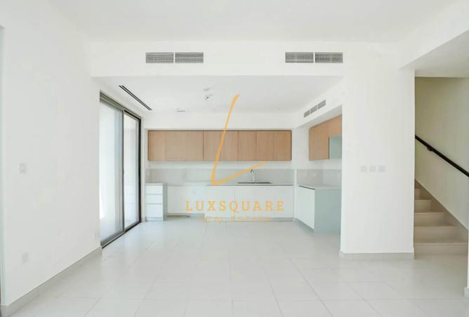 71106101 - Property Image 2