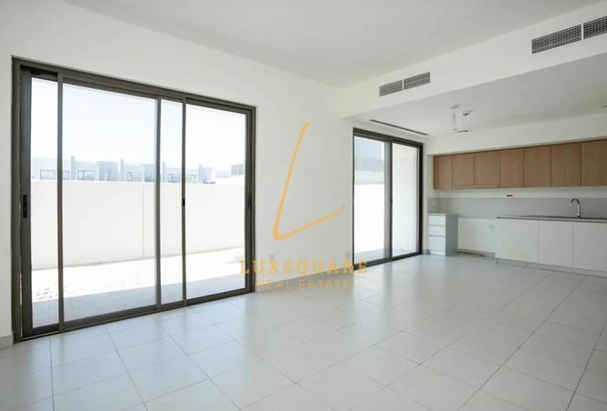 71106101 - Property Main Image