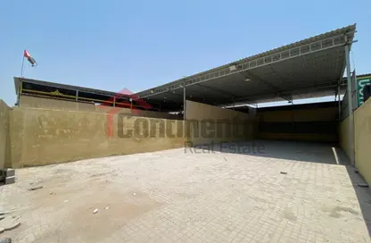 مستودع - استوديو - 2 حمامات للايجار في المنطقة الصناعية رقم 3 - المنطقة الصناعية بالشارقة - الشارقة