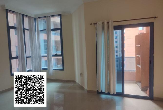 74234804 - Property Image 3