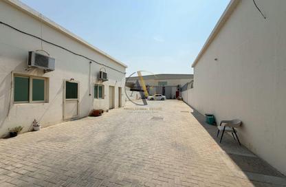 Warehouse - Studio - 6 for sale in Al Sajaa S - Al Sajaa - Sharjah