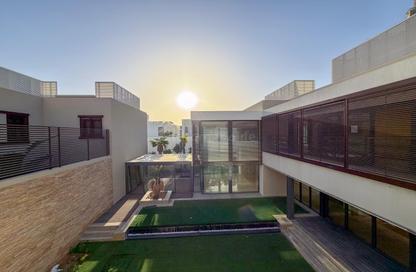 Villa - 5 Bedrooms - 7 Bathrooms for sale in Sobha Hartland Villas - Phase III - Sobha Hartland Villas - Sobha Hartland - Mohammed Bin Rashid City - Dubai Villa - 5 Bedrooms - 7 Bathrooms for sale in Sobha Hartland Villas - Phase III - Sobha Hartland Villas - Sobha Hartland - Mohammed Bin Rashid City - Dubai