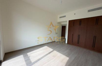 Apartment - 1 - 2 for sale in The Mayfair - Town Square - Dubai