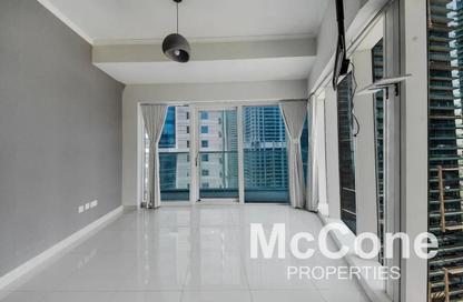 Apartment - 3 Bedrooms - 4 Bathrooms for sale in Damac Heights - Dubai Marina - Dubai