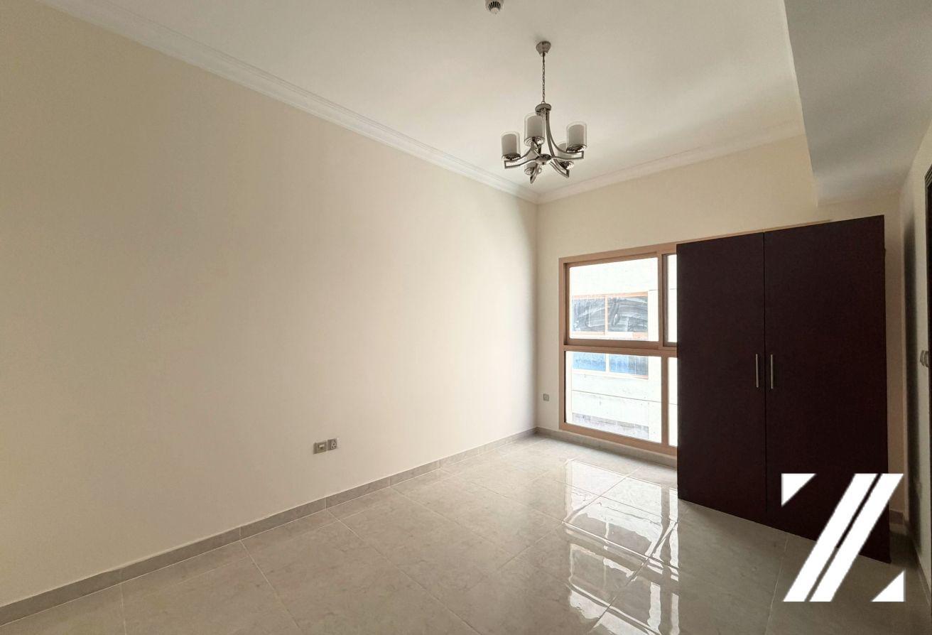 No Commission | Studio Apartment | Prime Location photo 5