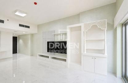 Apartment - 3 - 4 for sale in Time 1 - Dubai Land Residence Complex - Dubai Apartment - 3 - 4 for sale in Time 1 - Dubai Land Residence Complex - Dubai