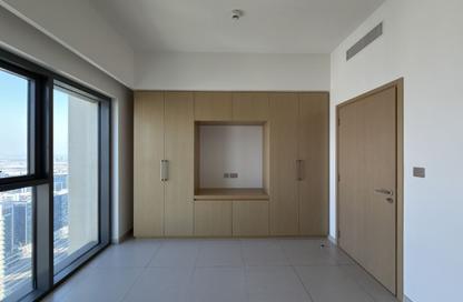 Apartment - 1 Bedroom - 2 Bathrooms for rent in Burj Royale - Downtown Dubai - Dubai