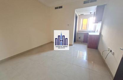 Apartment - Studio - 1 Bathroom for rent in Muwaileh 29 Building - Muwaileh - Sharjah