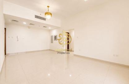 Apartment - 2 Bedrooms - 3 Bathrooms for rent in Infinity Building - Al Satwa - Dubai