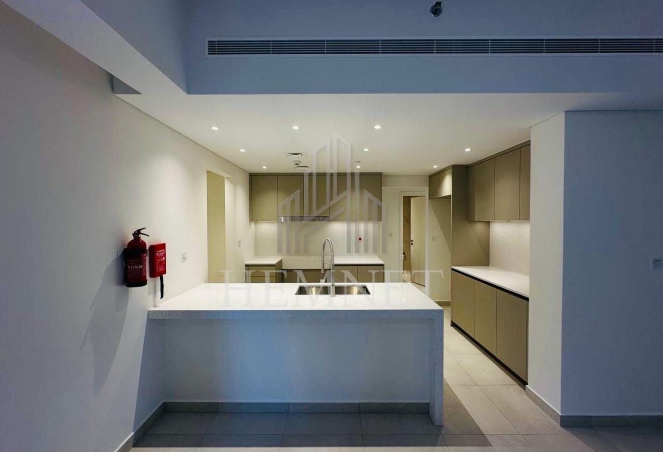 LUXURY 4BR | BURJ AL ARAB VIEW | PRIME LOCATION photo 4