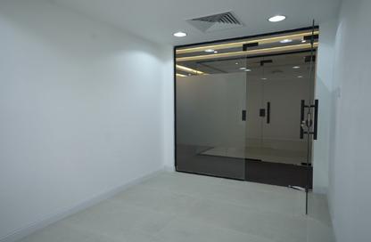 Business Centre - Studio - 1 Bathroom for rent in Al Garhoud - Dubai