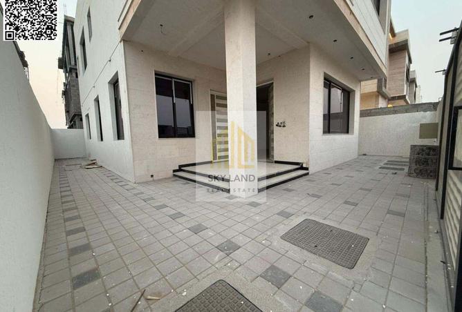 76598399 - Property Image 2