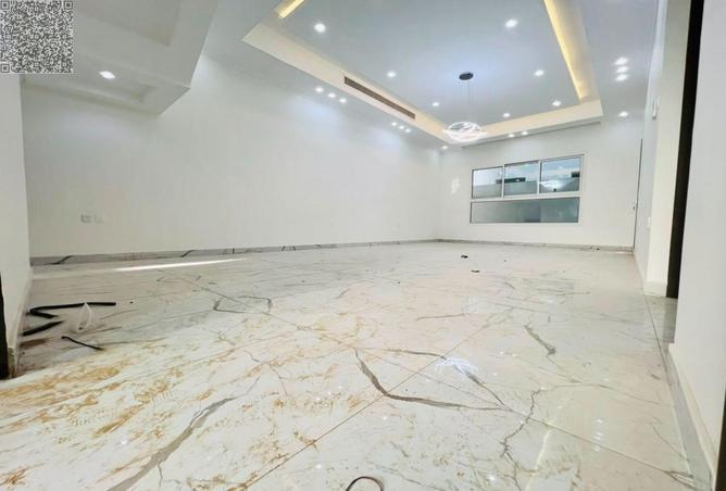 129762339 - Property Image 3