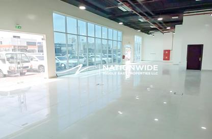 Show Room - Studio for rent in M-3 - Mussafah Industrial Area - Mussafah - Abu Dhabi