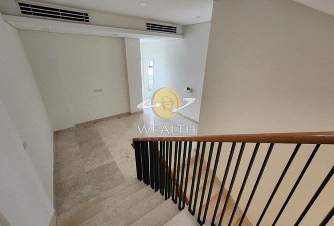 108167180 - Property Image 3