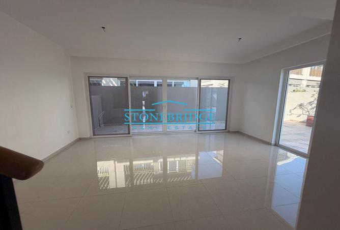 57352448 - Property Main Image