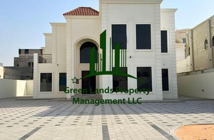 Villa - 7+ Bedrooms - 7+ Bathrooms for rent in Madinat Al Riyad - Abu Dhabi