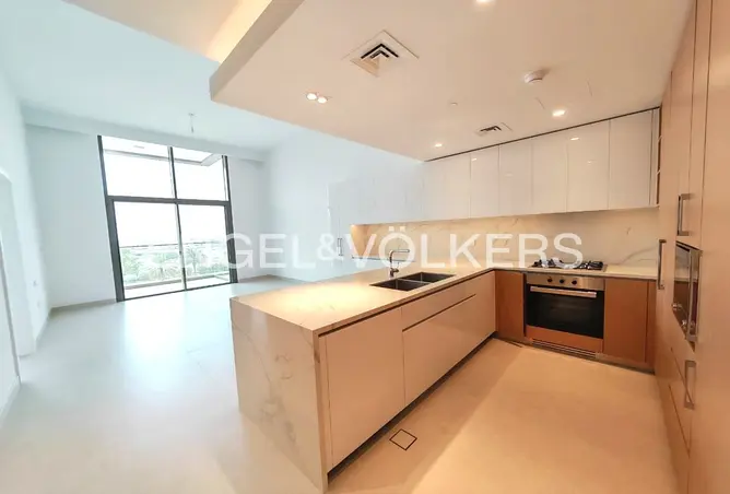 163246801 - Property Image 3