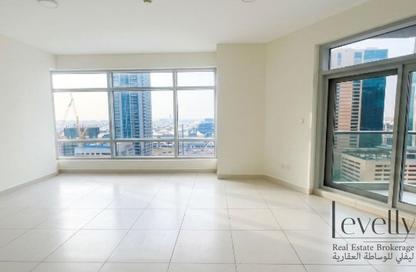 Apartment - 1 Bedroom - 2 Bathrooms for rent in The Lofts East - The Lofts - Downtown Dubai - Dubai