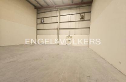 Warehouse - Studio for rent in Warehouse G - Dubai Investment Park 2 (DIP 2) - Dubai Investment Park (DIP) - Dubai Warehouse - Studio for rent in Warehouse G - Dubai Investment Park 2 (DIP 2) - Dubai Investment Park (DIP) - Dubai