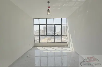 Apartment - 2 Bedrooms - 3 Bathrooms for rent in Muweileh Community - Muwaileh Commercial - Sharjah