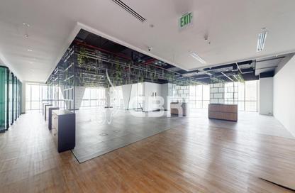 Office Space - Studio - 1 Bathroom for rent in Marina Plaza - Dubai Marina - Dubai