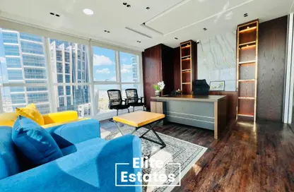 مكتب للايجار في القلعة - الخليج التجاري - دبي