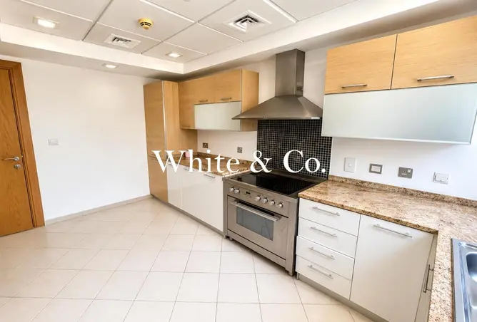 106833925 - Property Image 3