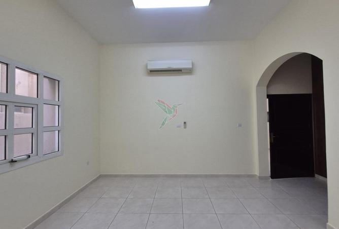 54005652 - Property Image 2