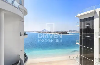 Apartment - 1 Bedroom - 2 Bathrooms for sale in Royal Bay - Palm Jumeirah - Dubai