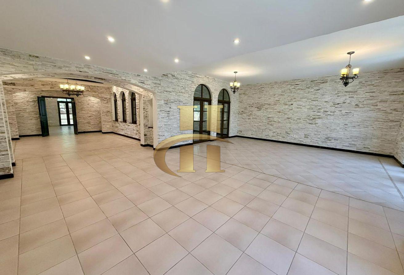 Private Pool | Direct on the Park | Book Now photo 15