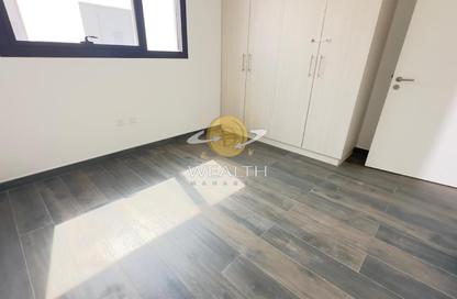 Villa - 4 - 4 for sale in Nasma Residence - Al Tai - Sharjah
