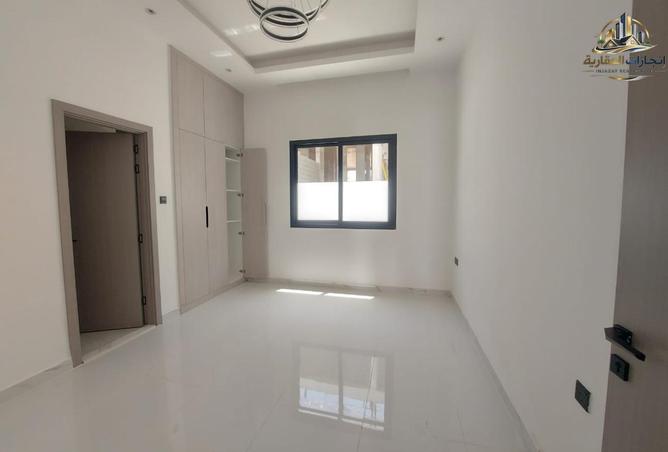100846128 - Property Image 2