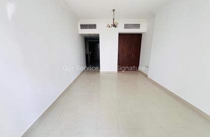 Apartment - Studio - 1 for rent in New Al Taawun Road - Al Taawun - Sharjah
